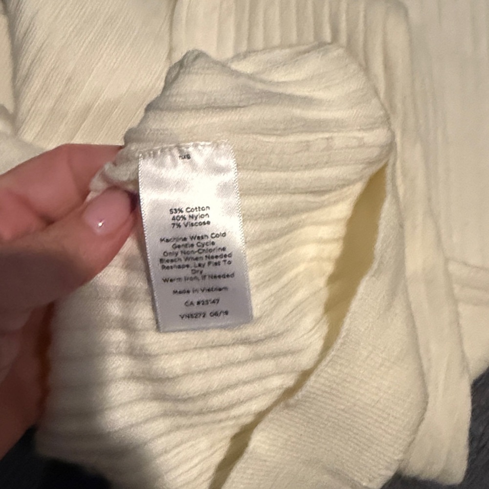 Talbots Cream Ribbed Turtleneck Sweater - Picture 4 of 4